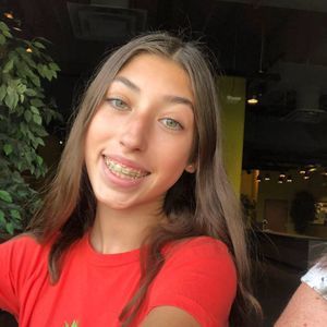 Meet your Posher, Marina